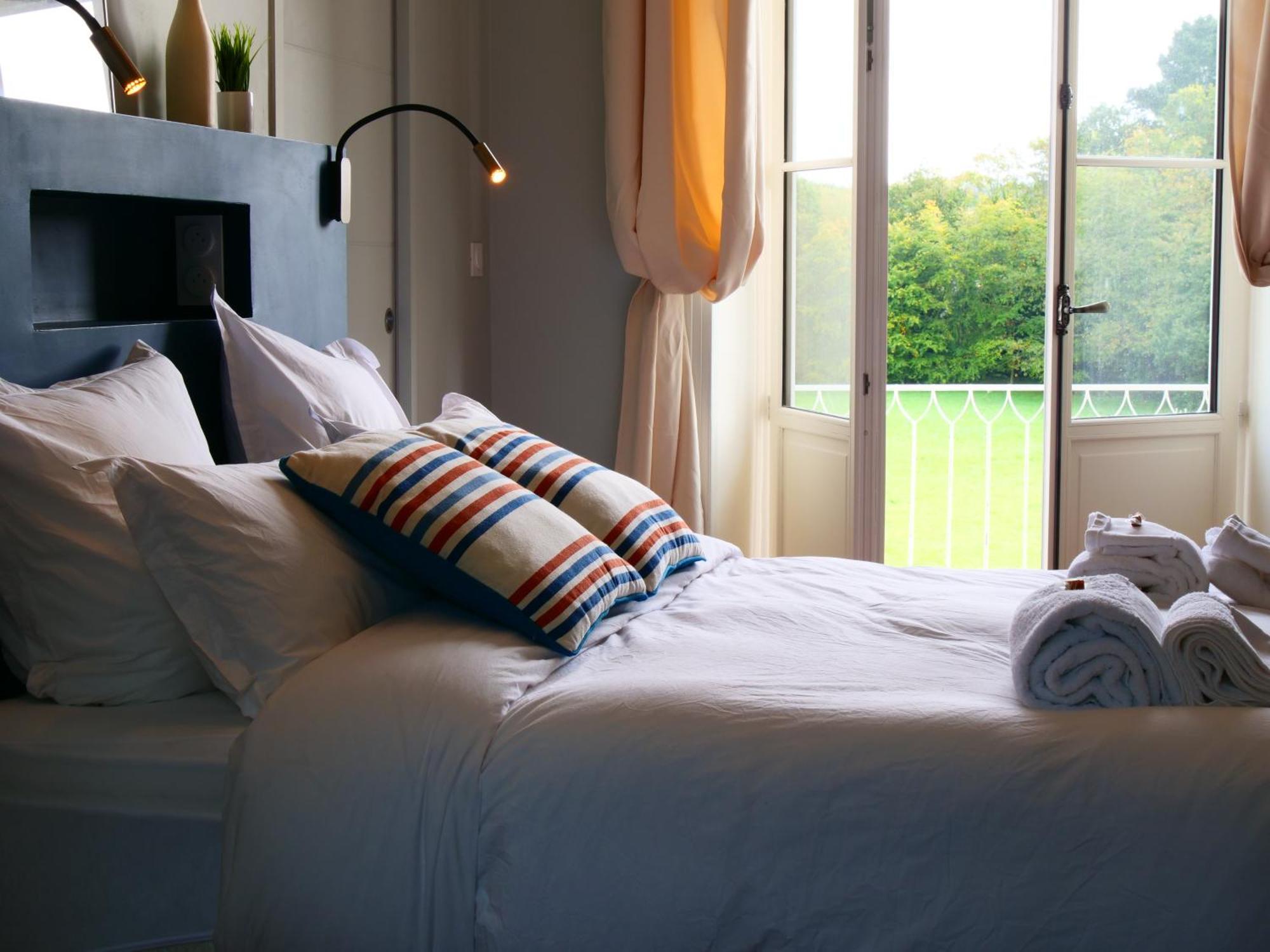 Domaine Du Cloitre Bed and Breakfast Pleneuf-Val-Andre Eksteriør billede